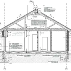Przekrój budynku z detalami konstrukcyjnymi, izolacjami i wymiarami. Projekt budowlany.